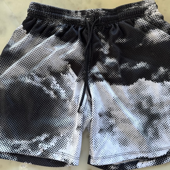 The drip shop shorts - Picture 1 of 3